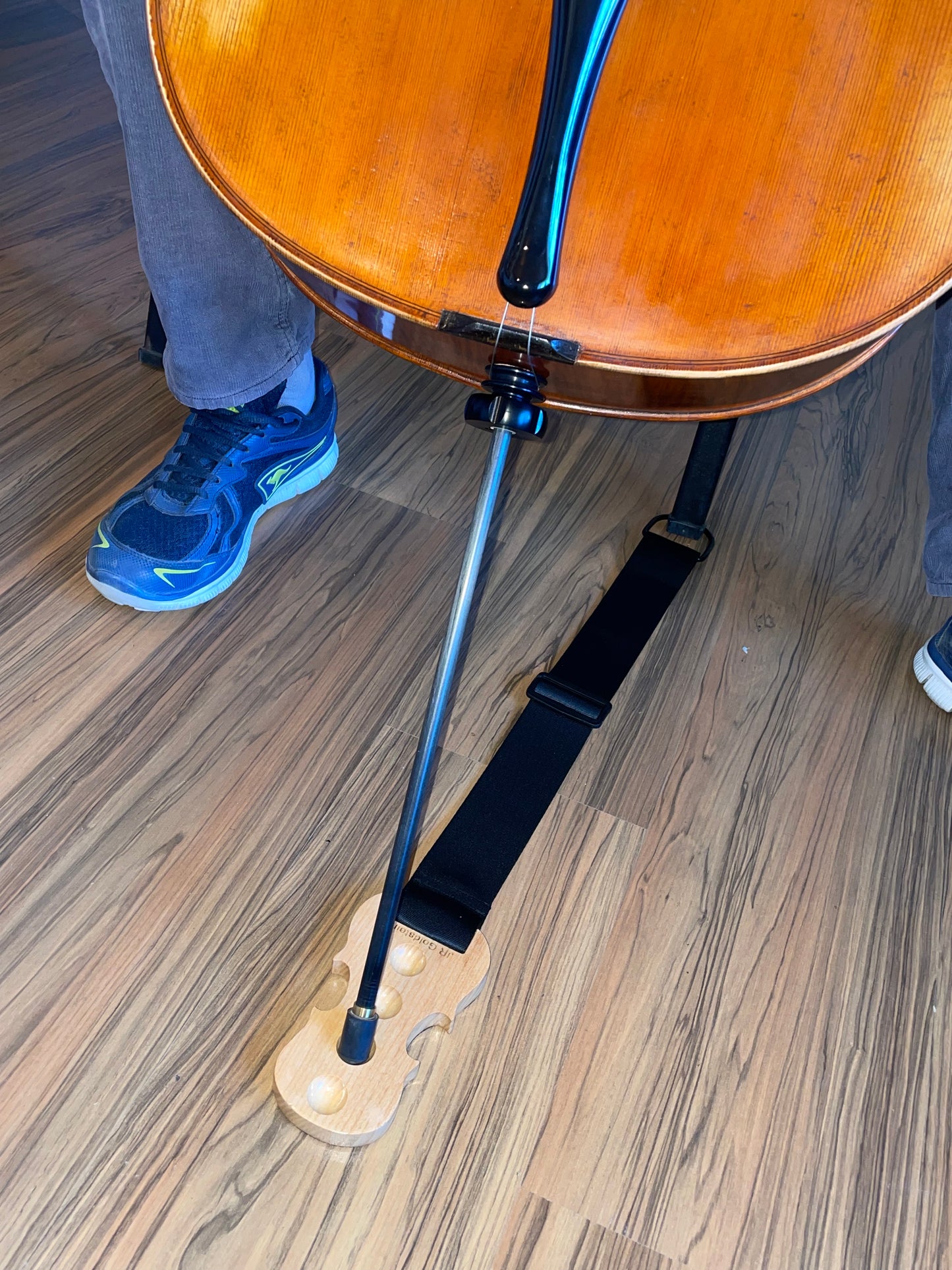 Parkettschoner, Stachelanker Cello JR Goldstein